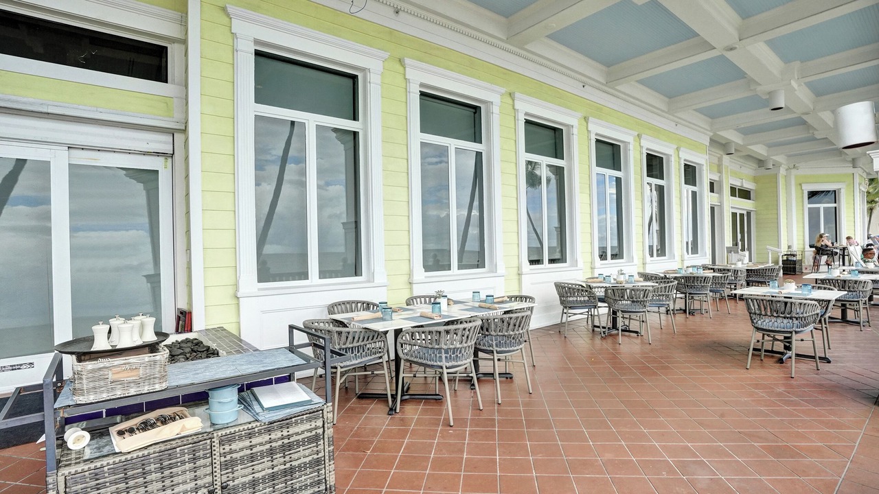 Photo of Outdoor in Dolphin Isles