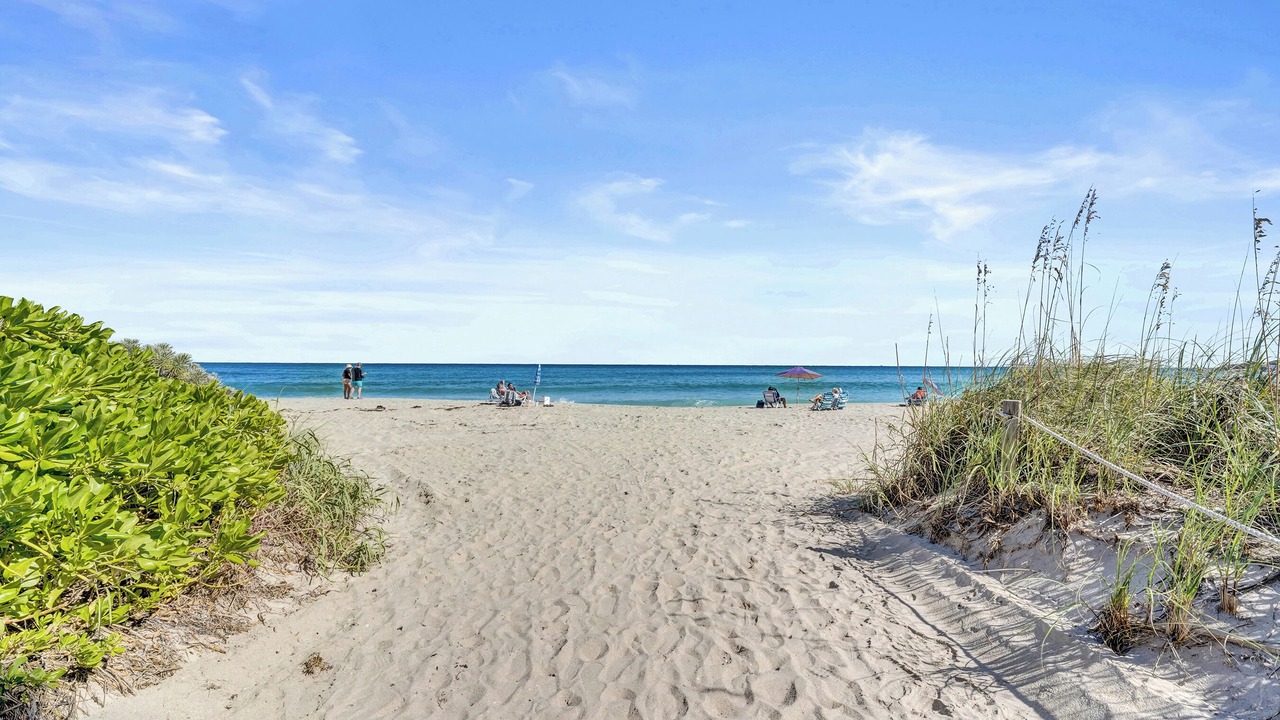 Photo of Others in Dolphin Isles
