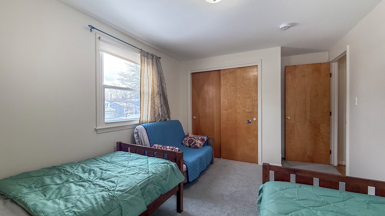 Photo of Bedroom in Williamsville