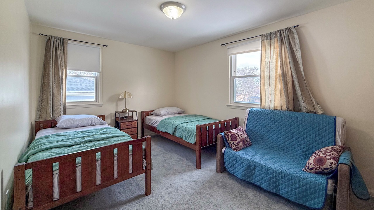 Photo of Bedroom in Williamsville