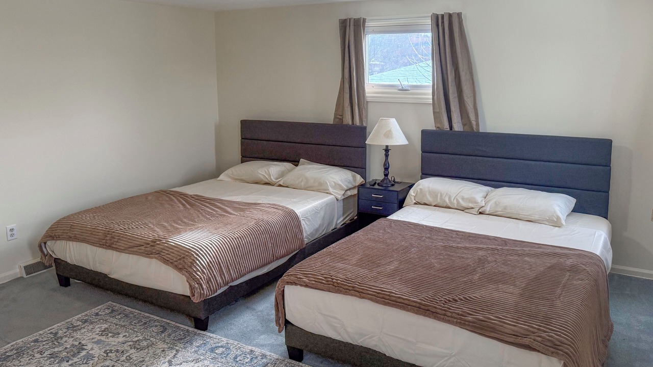 Photo of Bedroom in Williamsville