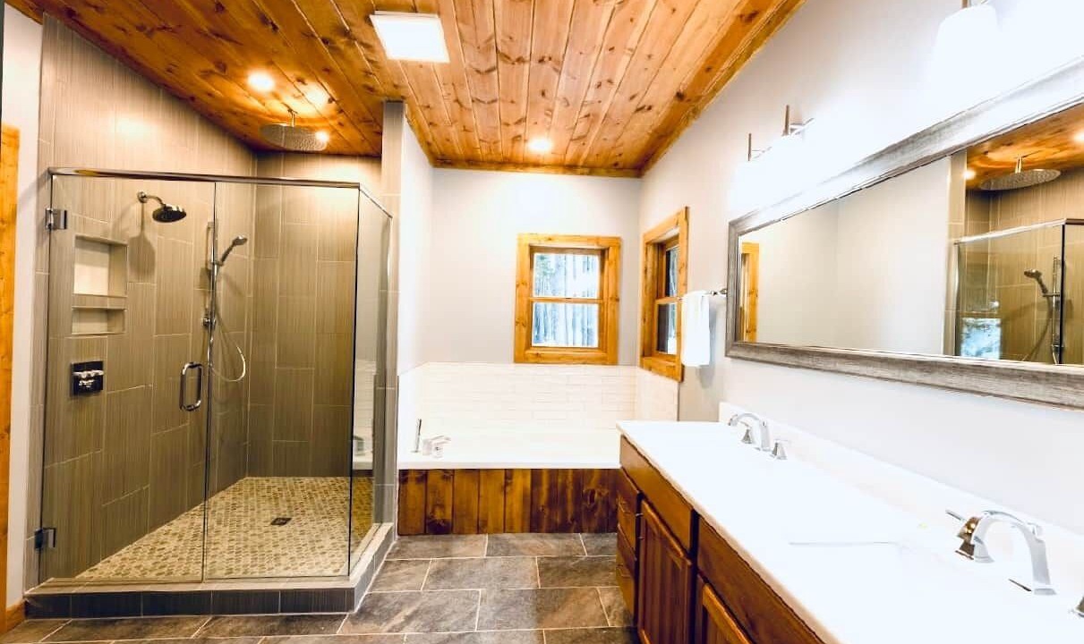 Photo of Bathroom in Edray