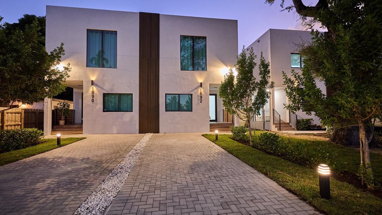 Photo of Outdoor in Allapattah