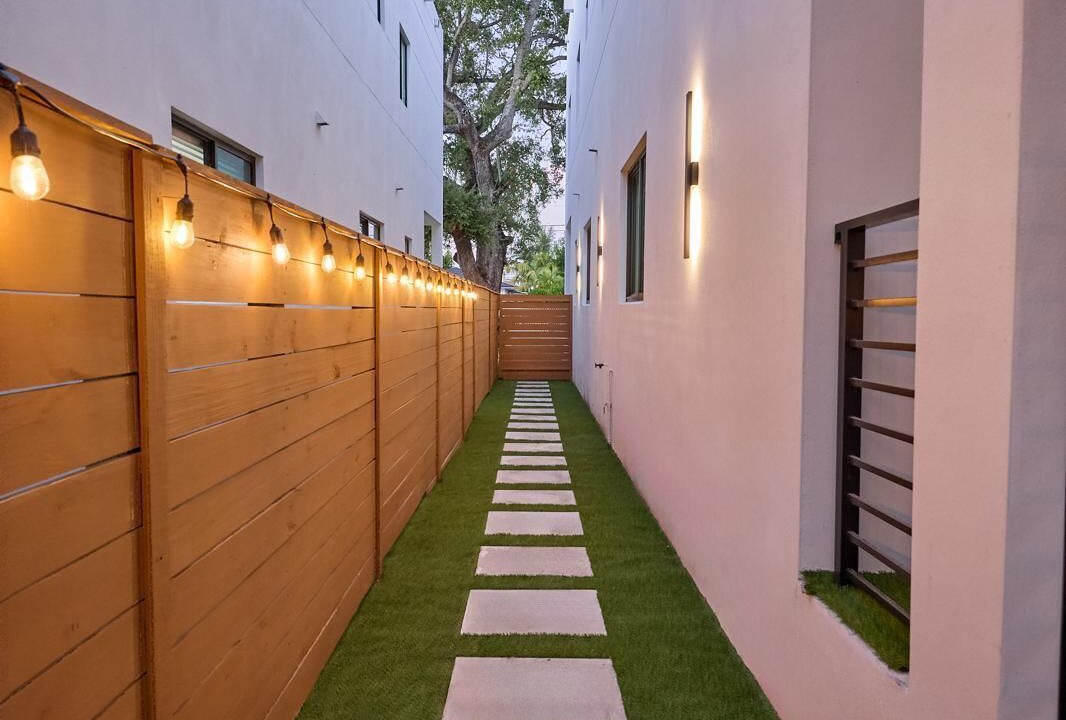 Photo of Outdoor in Allapattah