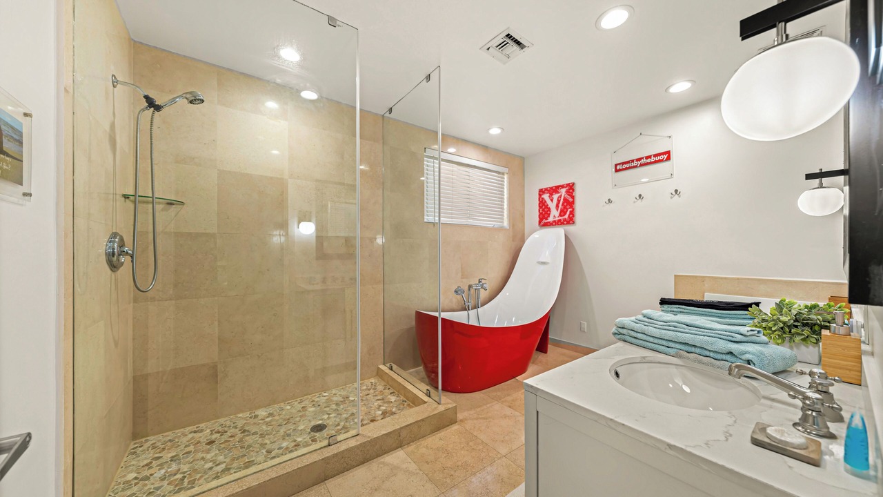 Photo of Bathroom in North Beach
