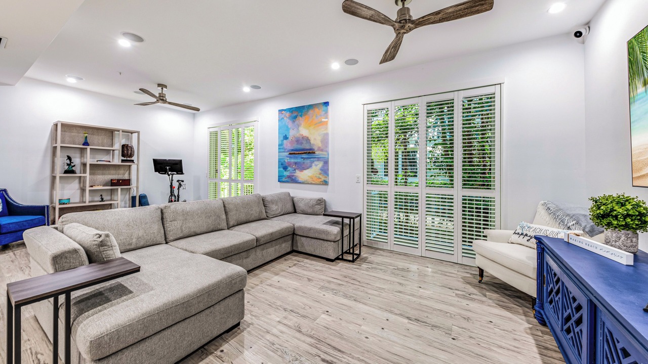 Photo of Livingroom in North Beach