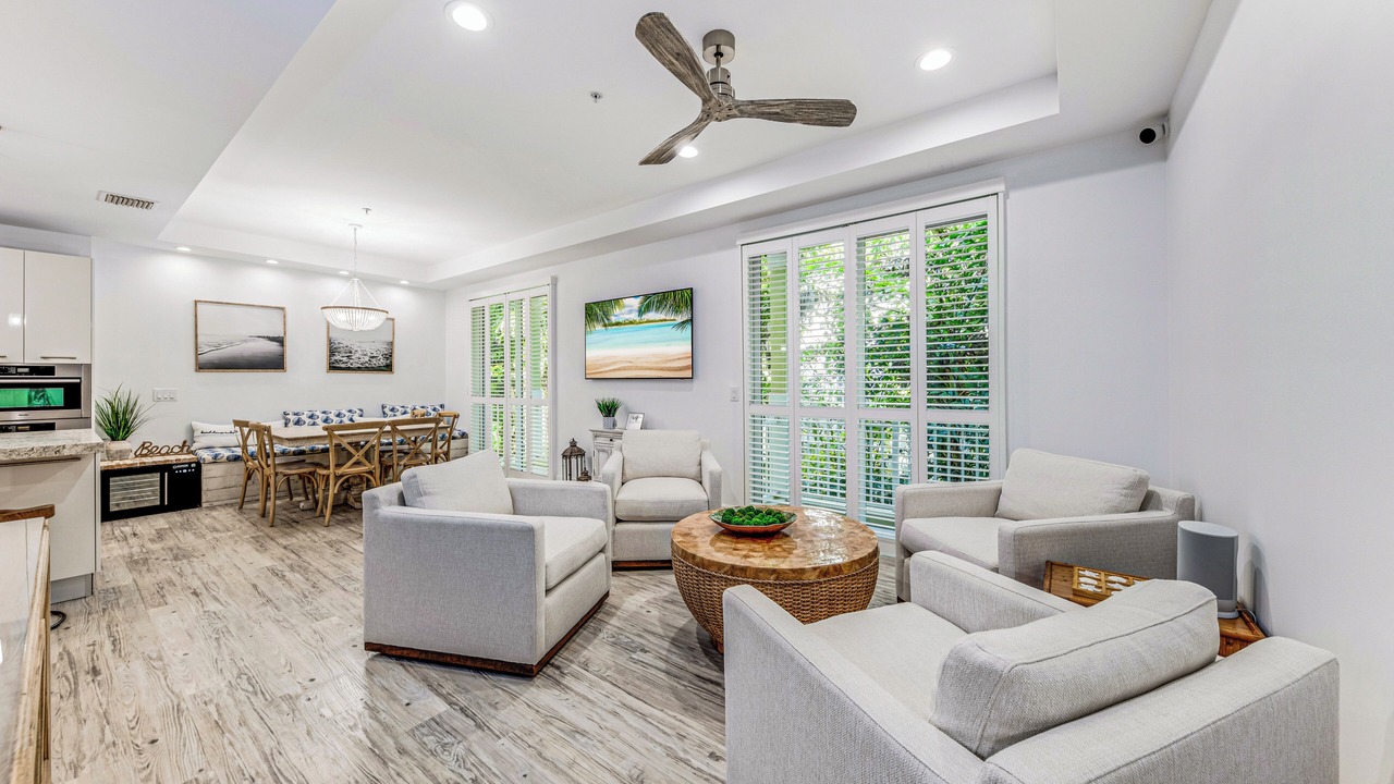 Photo of Livingroom in North Beach
