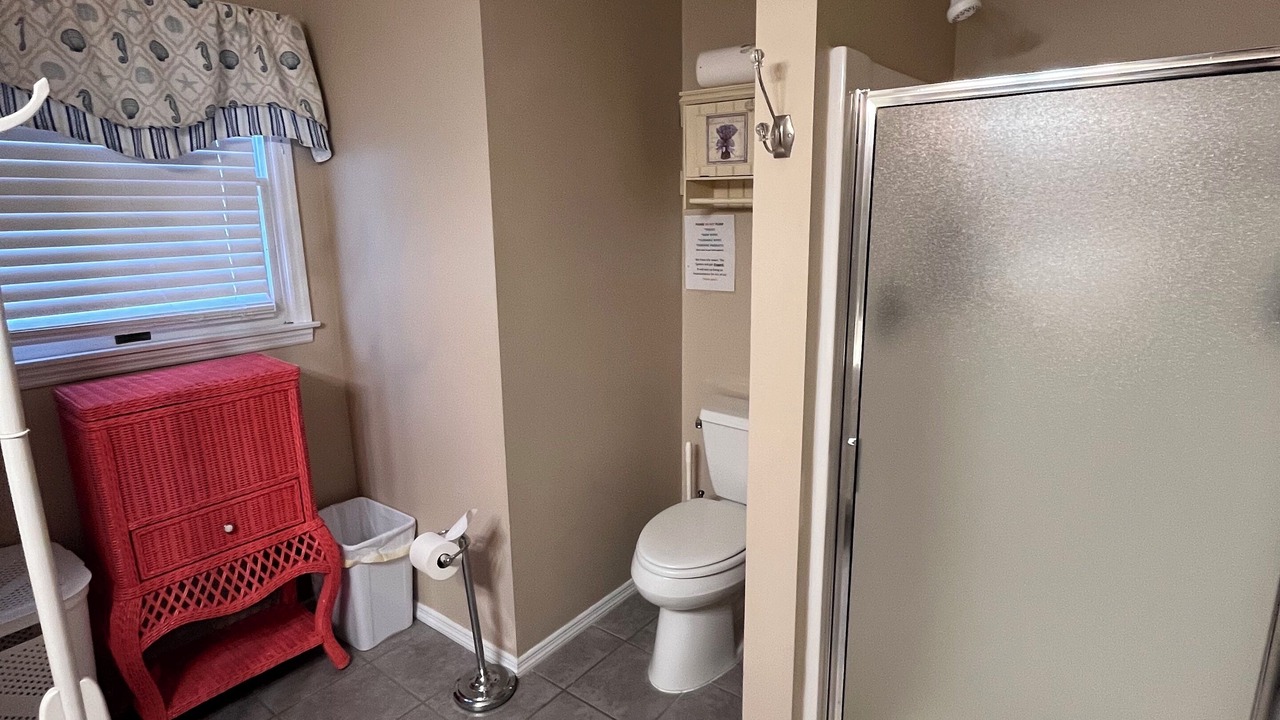 Photo of Bathroom in Green Creek