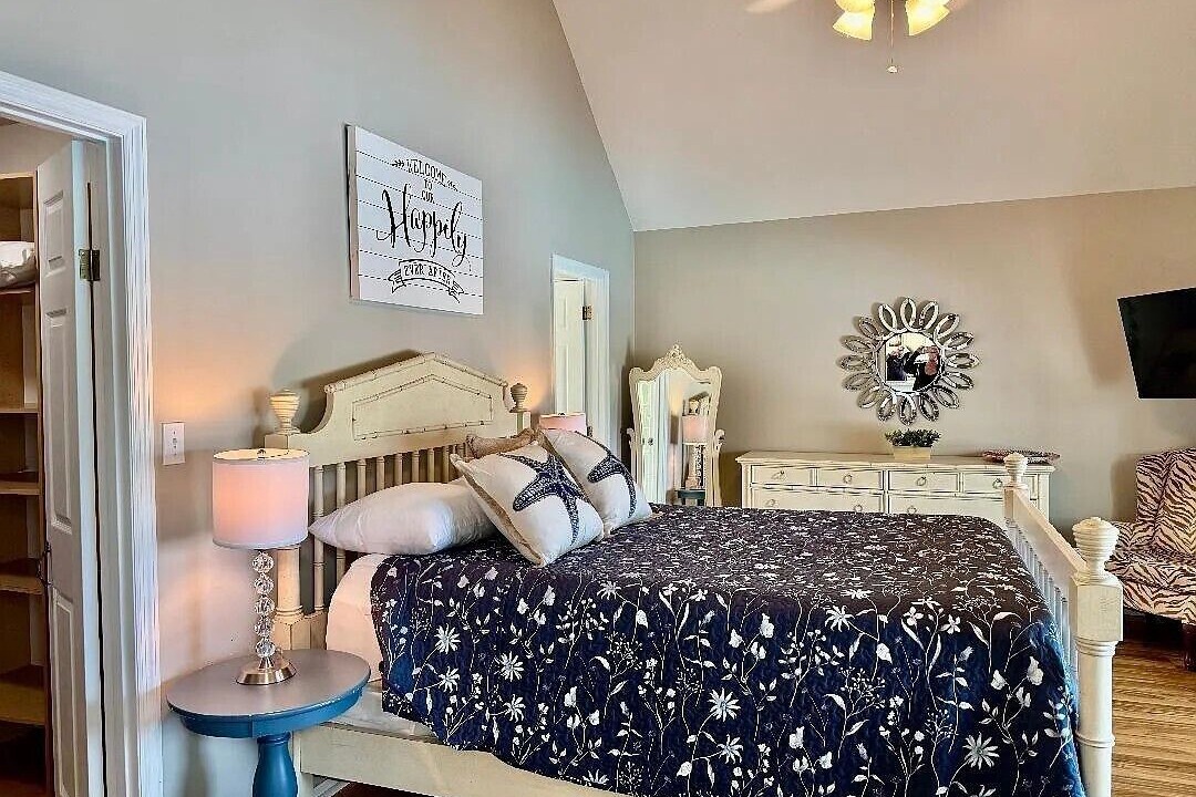 Photo of Bedroom in Green Creek