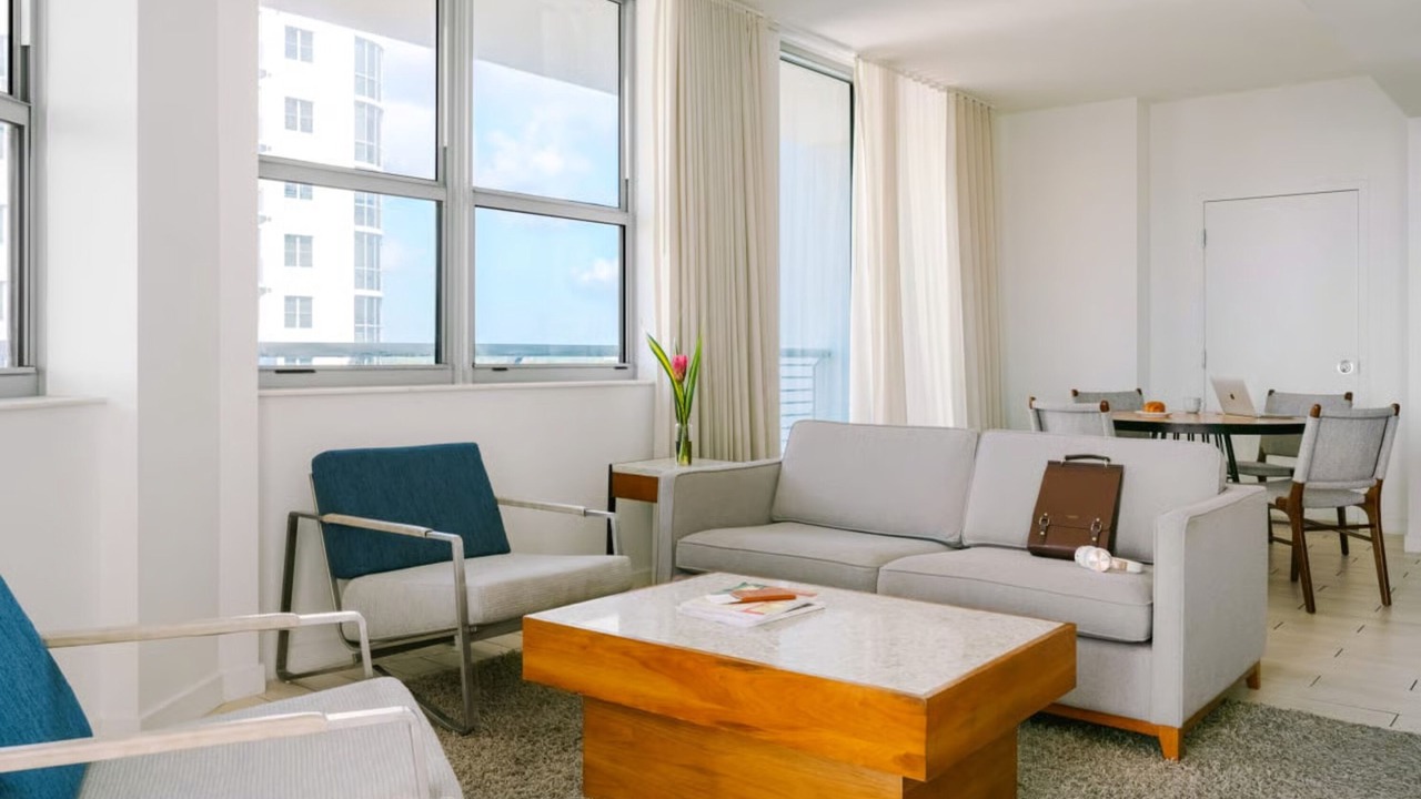 Photo of Livingroom in Downtown Hollywood
