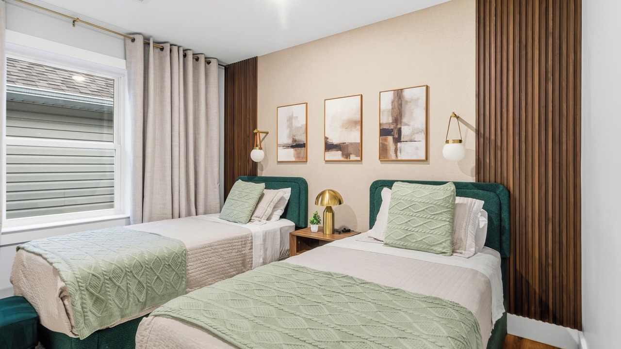 Photo of Bedroom in Newark