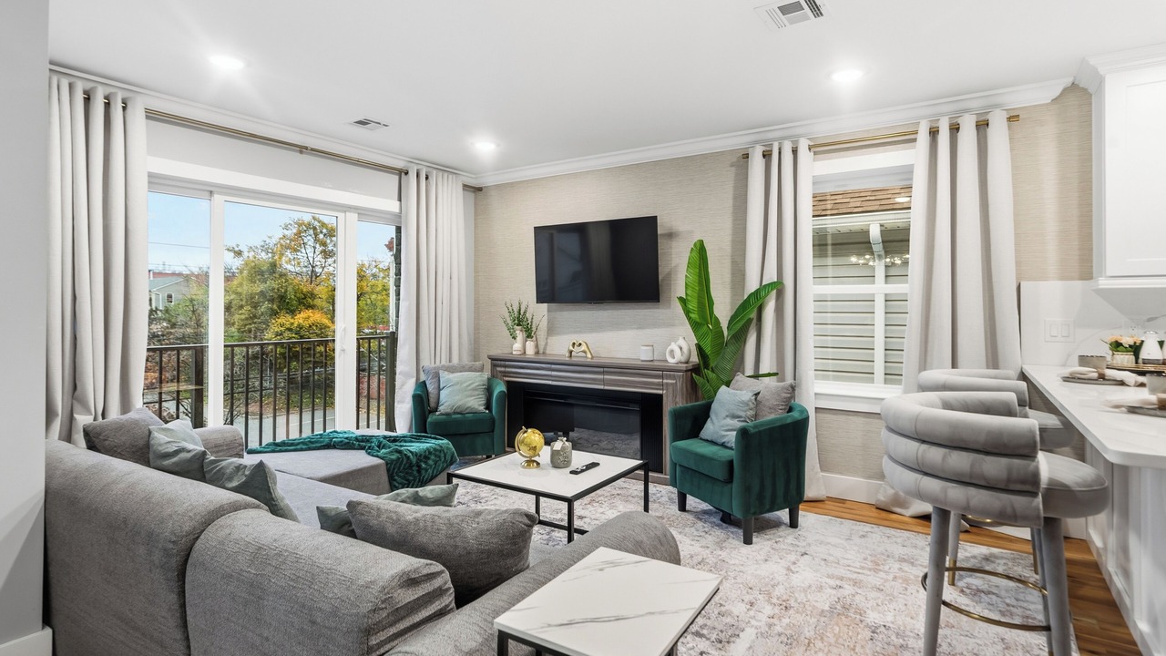 Photo of Livingroom in Newark