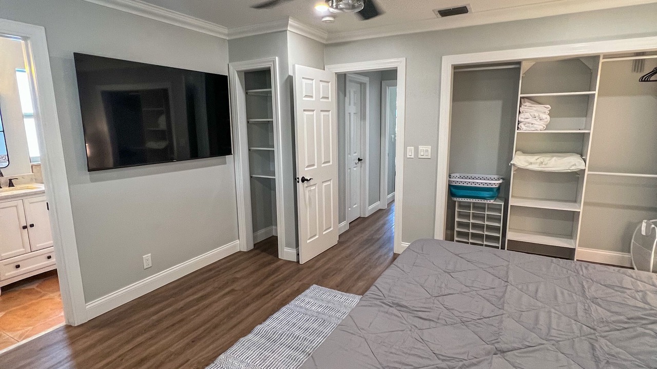 Photo of Bedroom in Lake Worth
