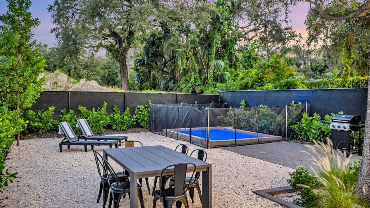 Photo of Outdoor in North Miami