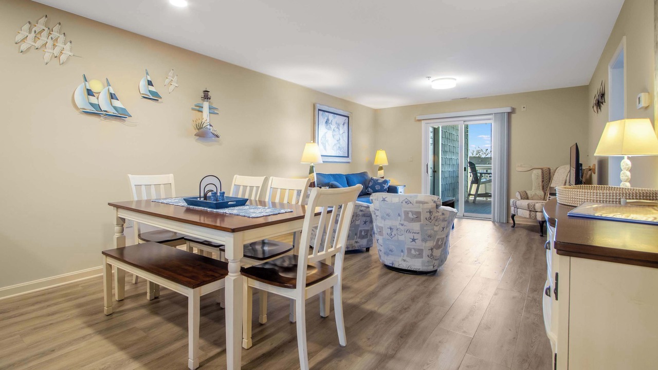 Photo of Livingroom in Heron Harbour Isle