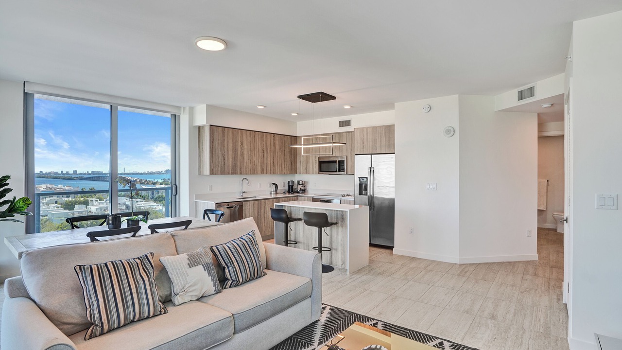 Photo of Livingroom in Northeast Miami