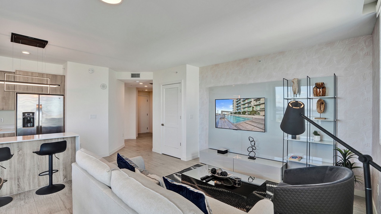 Photo of Livingroom in Northeast Miami