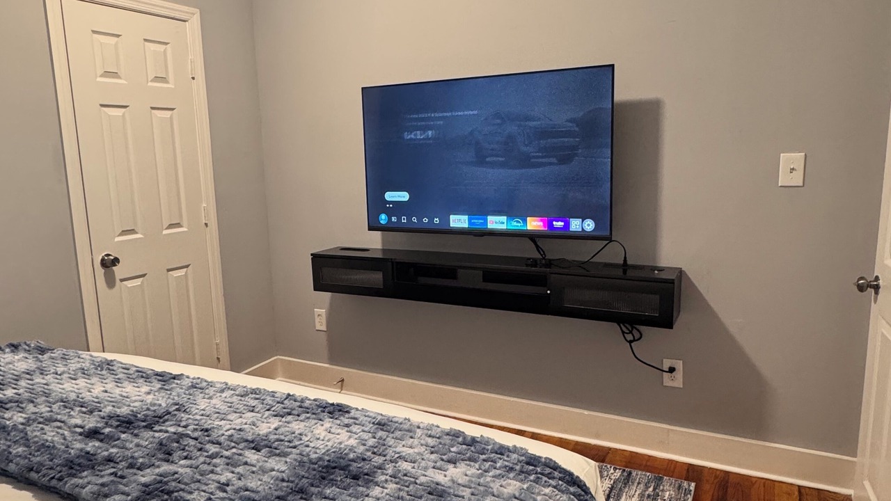 Photo of Bedroom in Lower Vailsburg