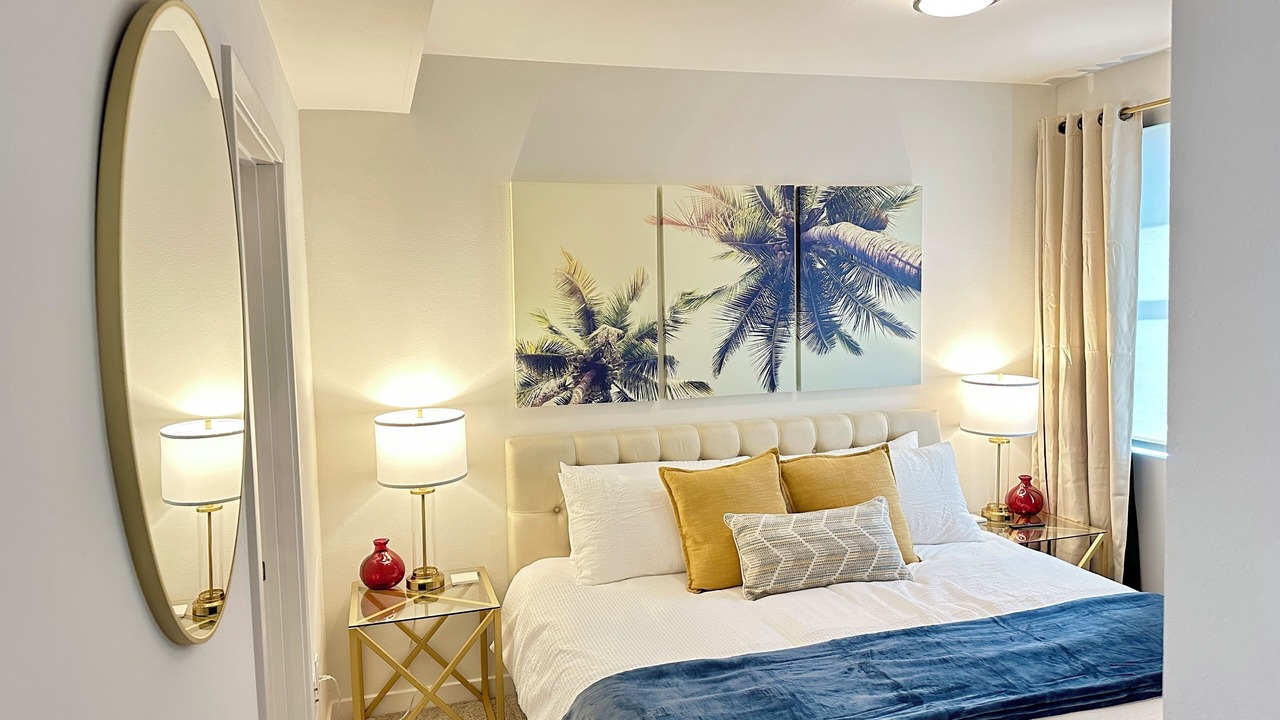 Photo of Bedroom in Downtown