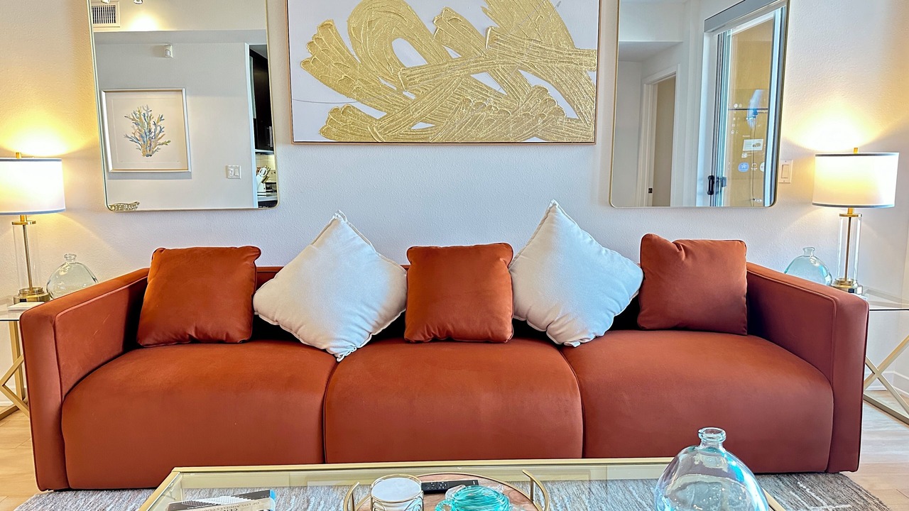 Photo of Livingroom in Downtown