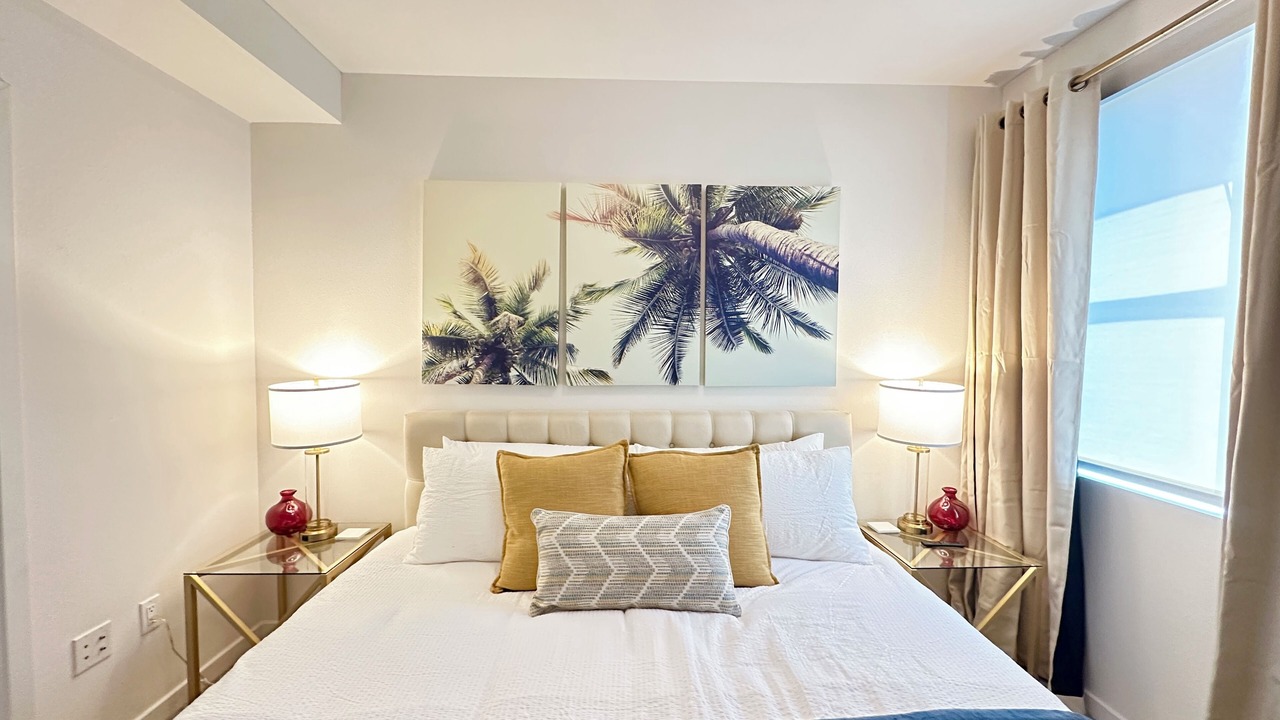 Photo of Bedroom in Downtown