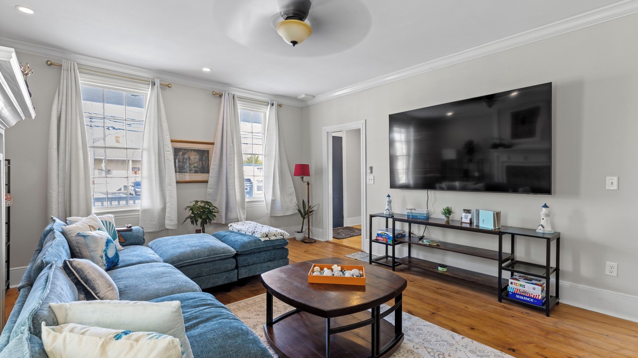 Photo of Livingroom in Lower Township