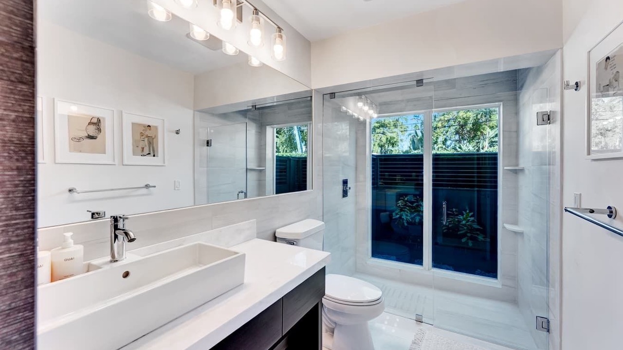 Photo of Bathroom in Seven Isles