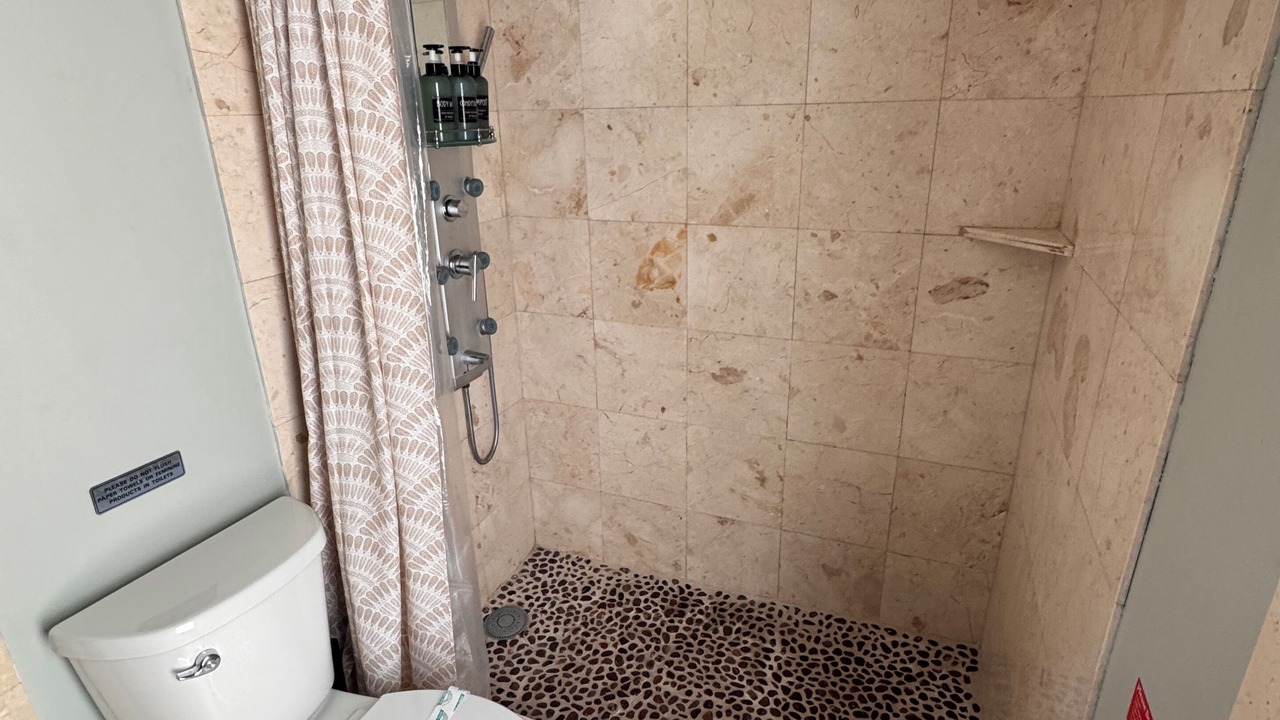 Photo of Bathroom in Wilton Manors