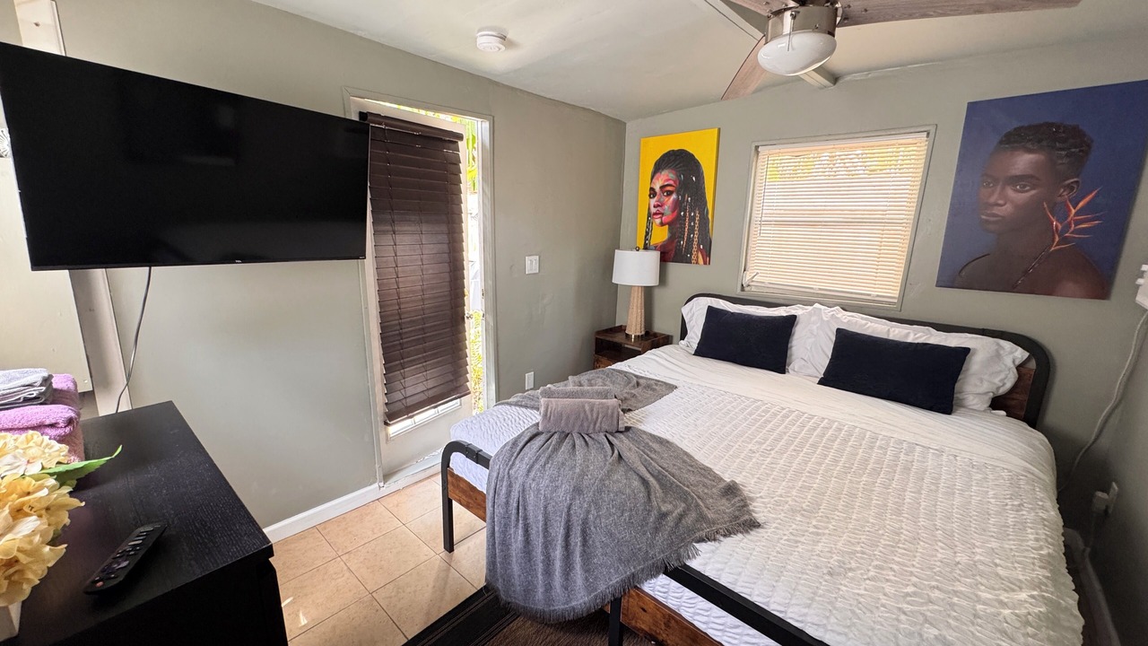 Photo of Bedroom in Wilton Manors