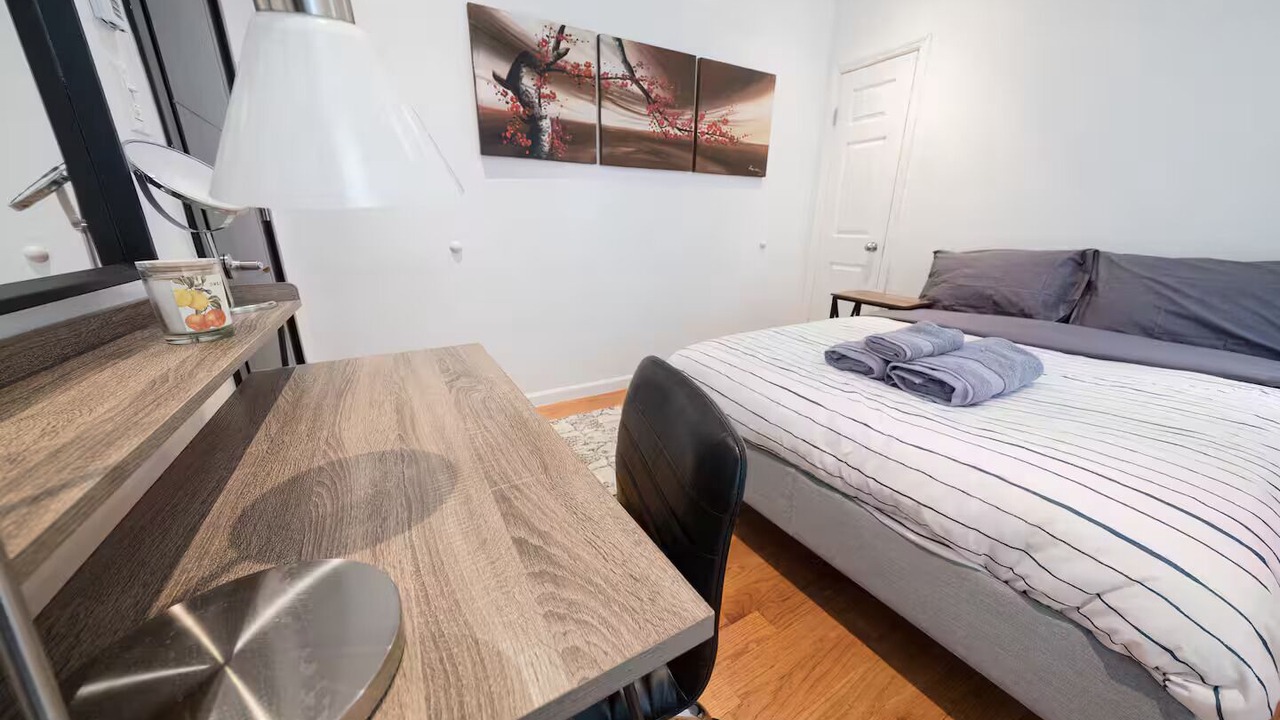 Photo of Bedroom in Manhattan Valley