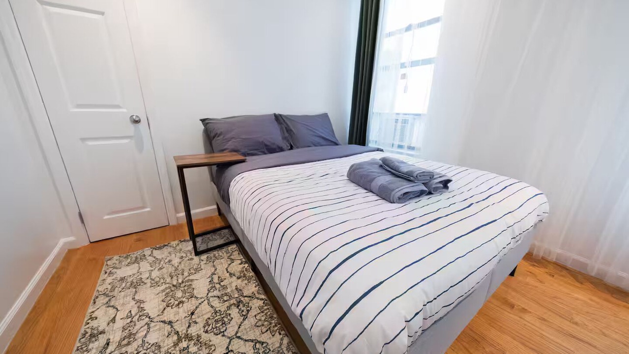 Photo of Bedroom in Manhattan Valley
