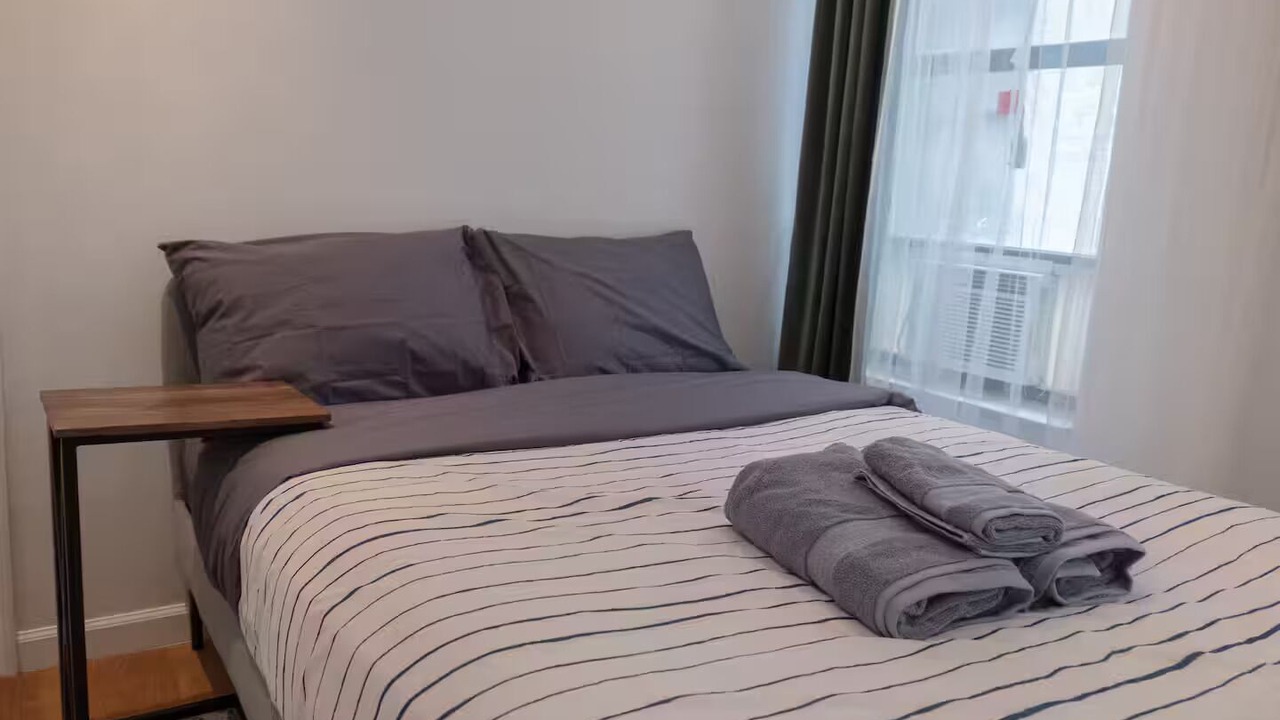 Photo of Bedroom in Manhattan Valley