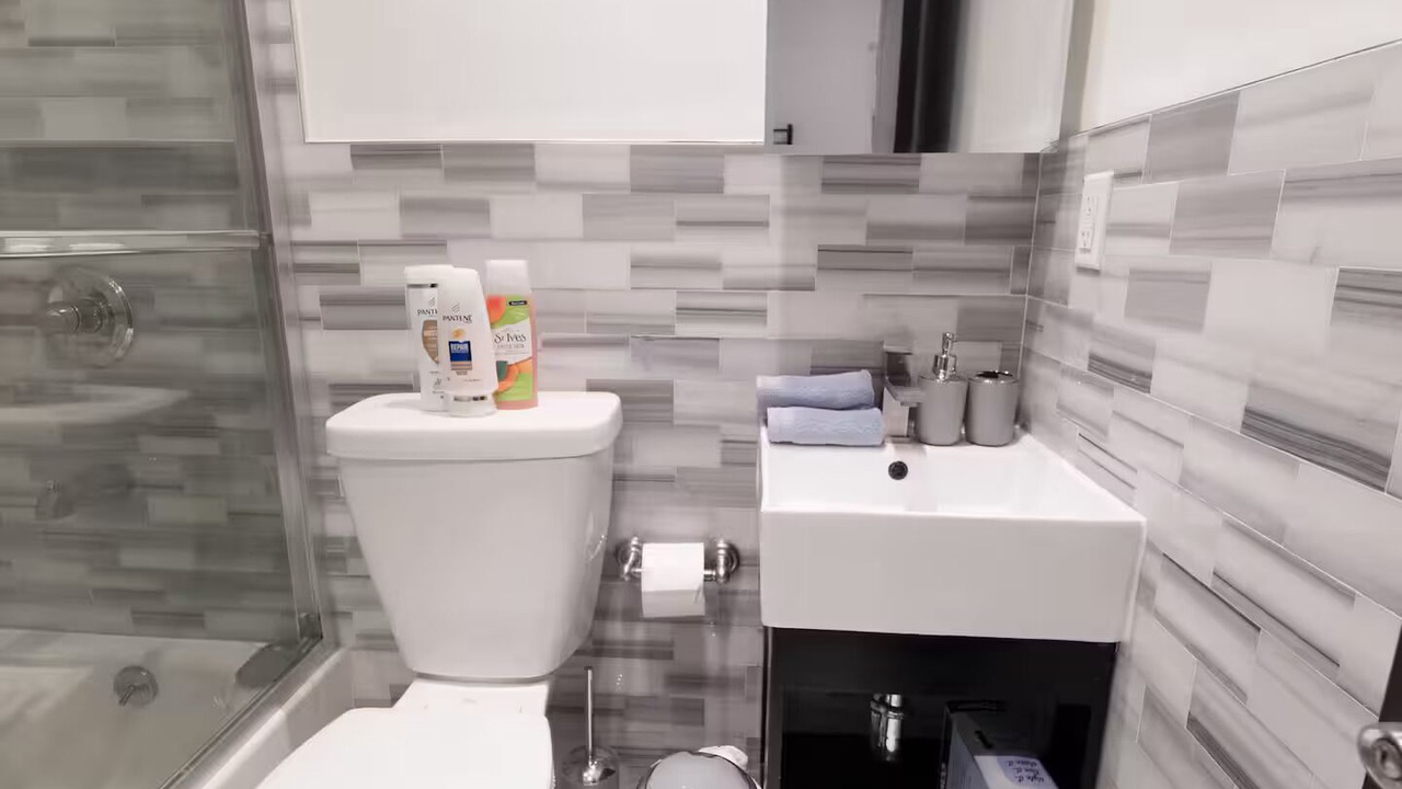 Photo of Bathroom in Manhattan Valley