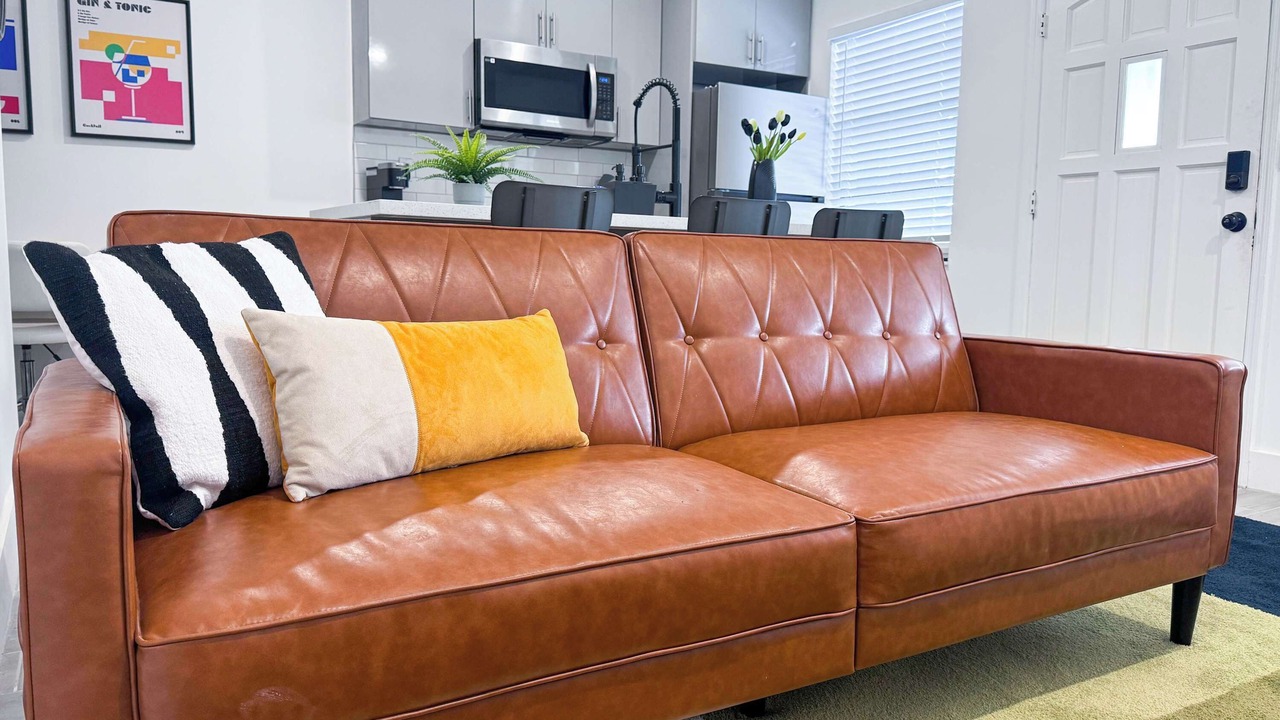 Photo of Livingroom in Wilton Manors