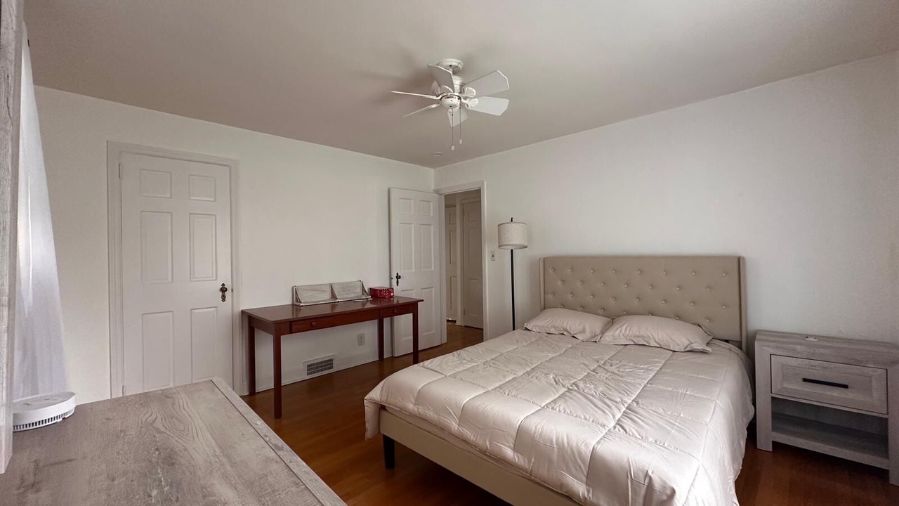 Photo of Bedroom in Englewood