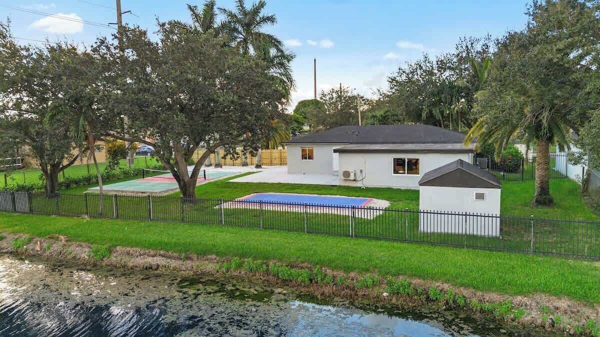 Photo of Outdoor in Miami Gardens