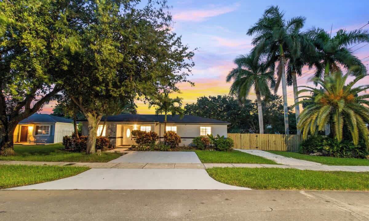 Photo of Outdoor in Miami Gardens