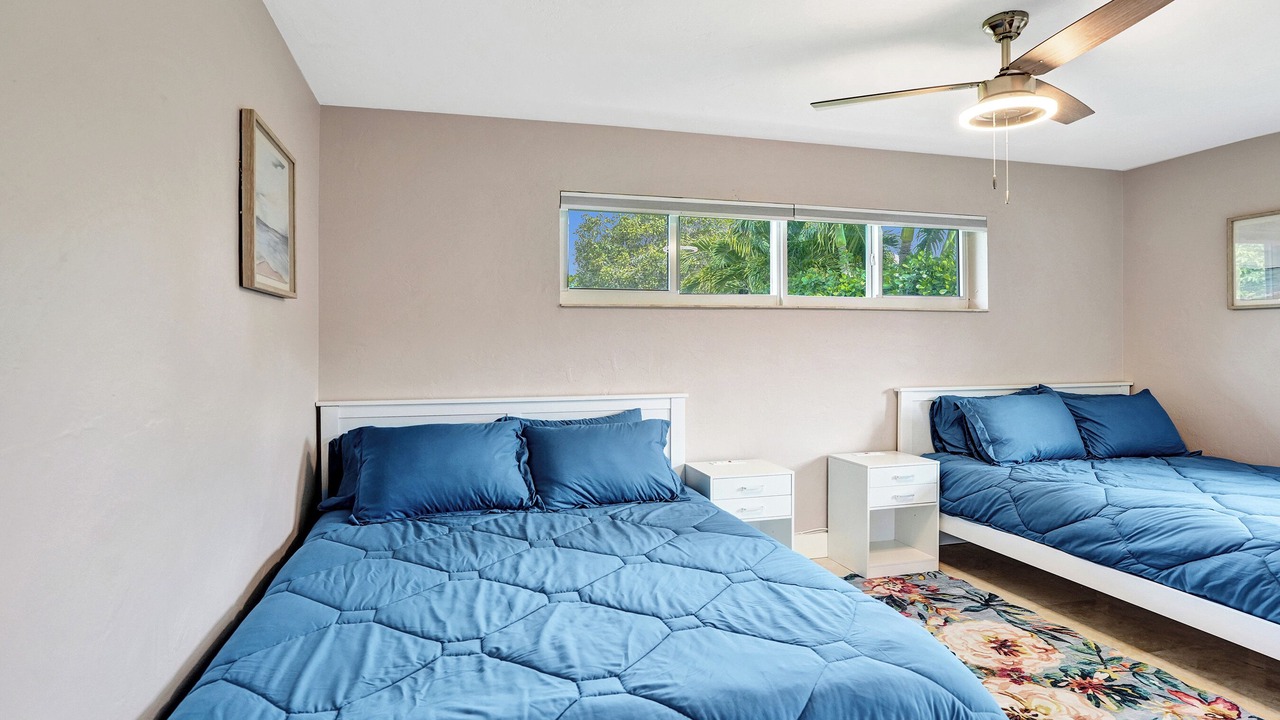 Photo of Bedroom in Sunset