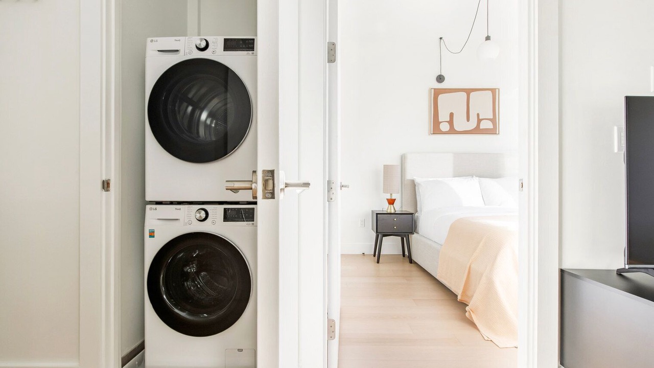 Photo of Bedroom in Downtown Brooklyn