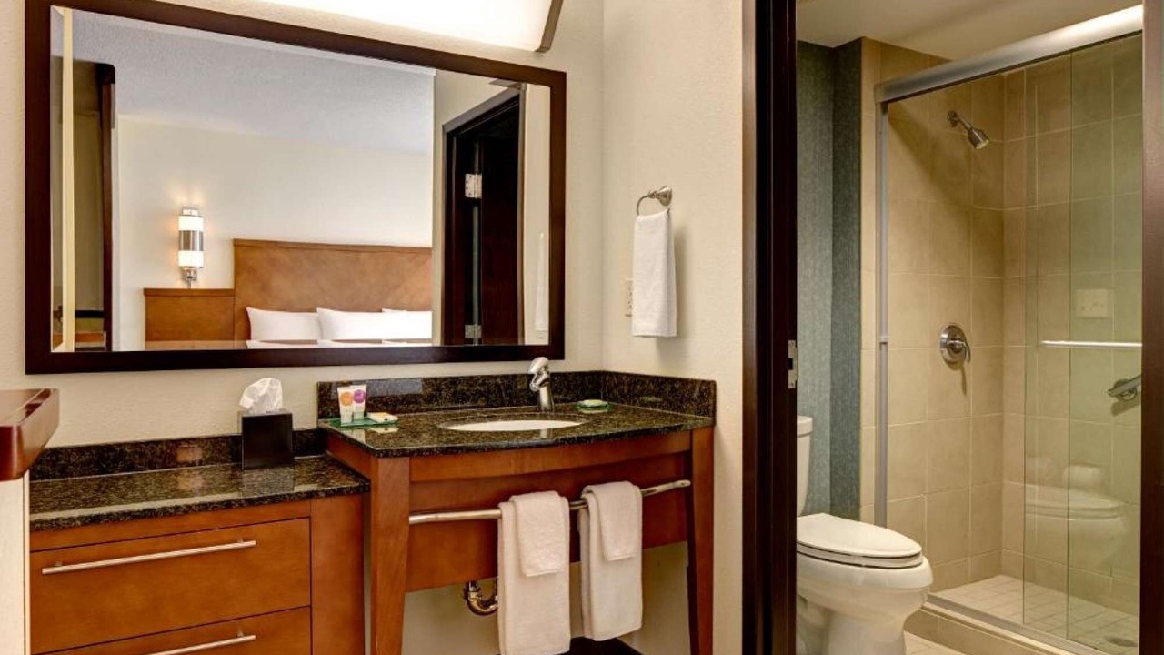 Photo of Bathroom in Harbordale