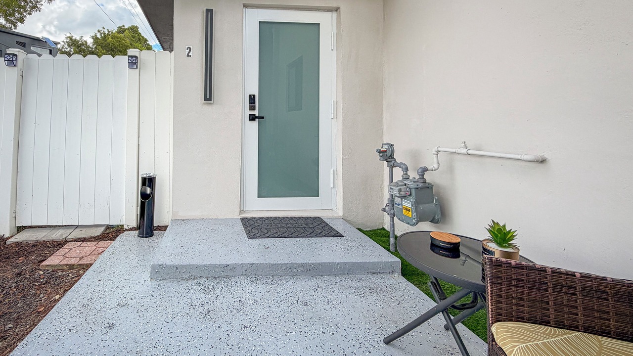 Photo of Patio Balcony in Pembroke Pines