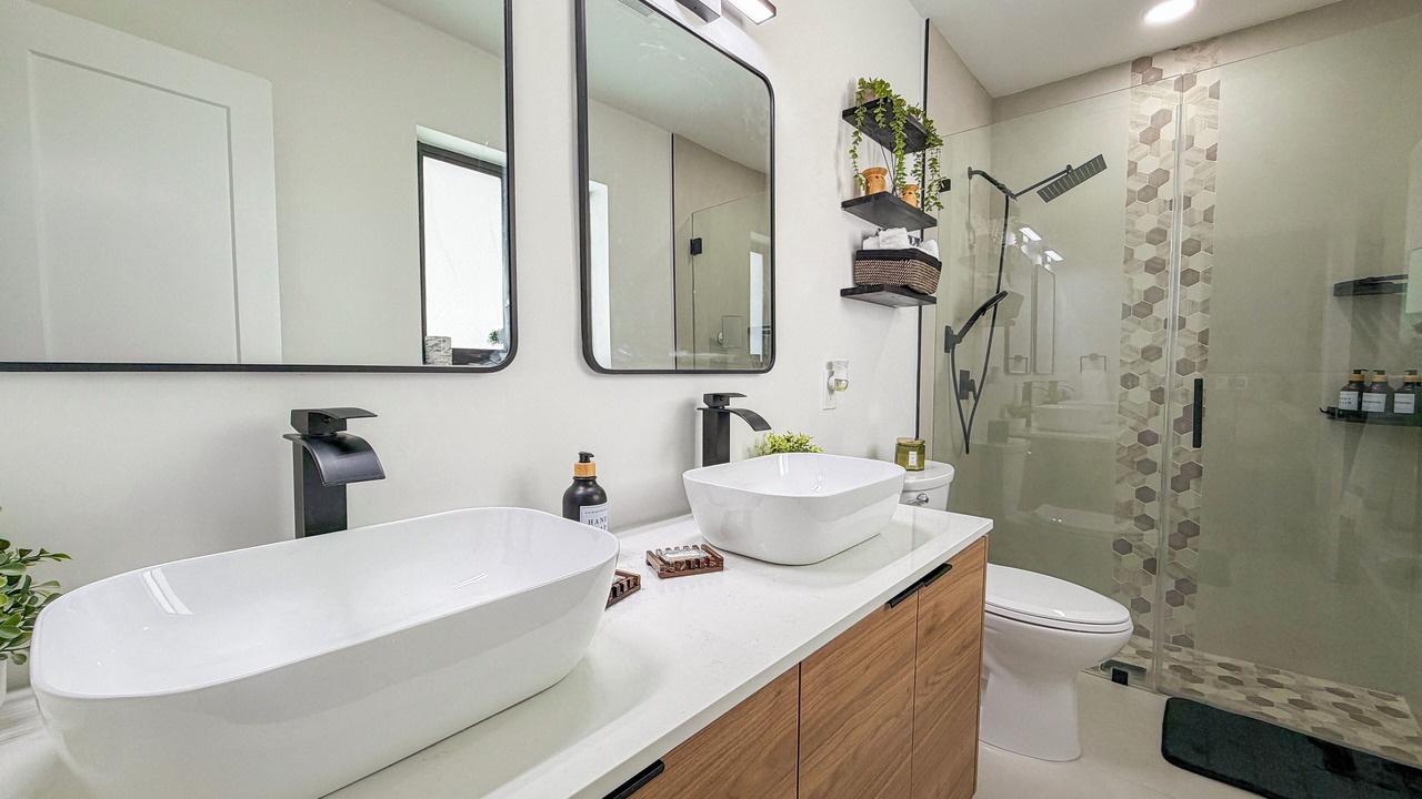 Photo of Bathroom in Pembroke Pines