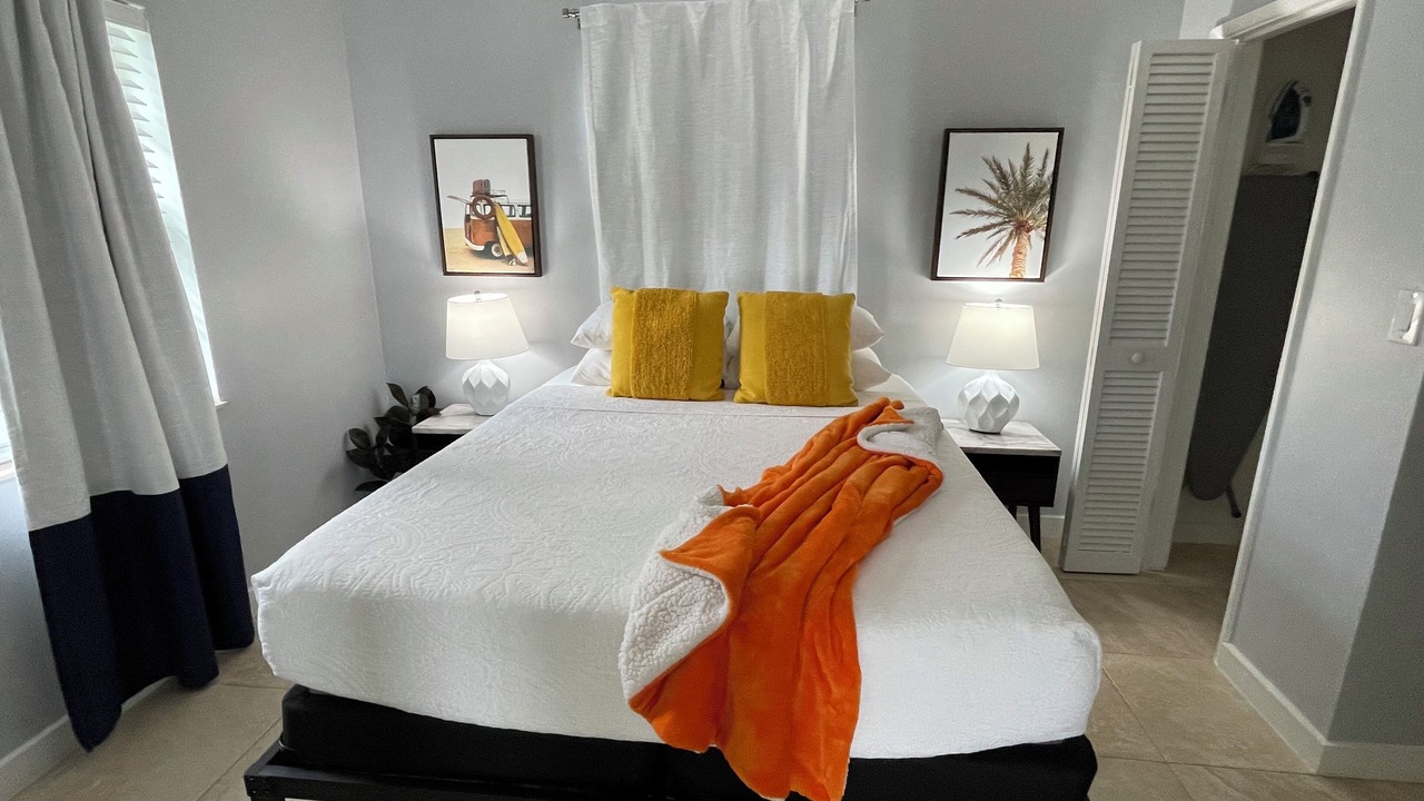 Photo of Bedroom in Central Fort Lauderdale