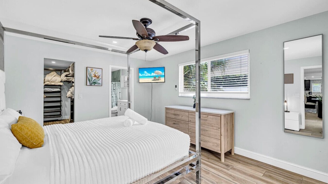 Photo of Bedroom in Tropic Palms