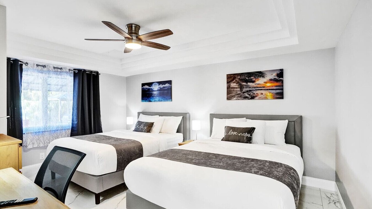Photo of Bedroom in Dania Beach