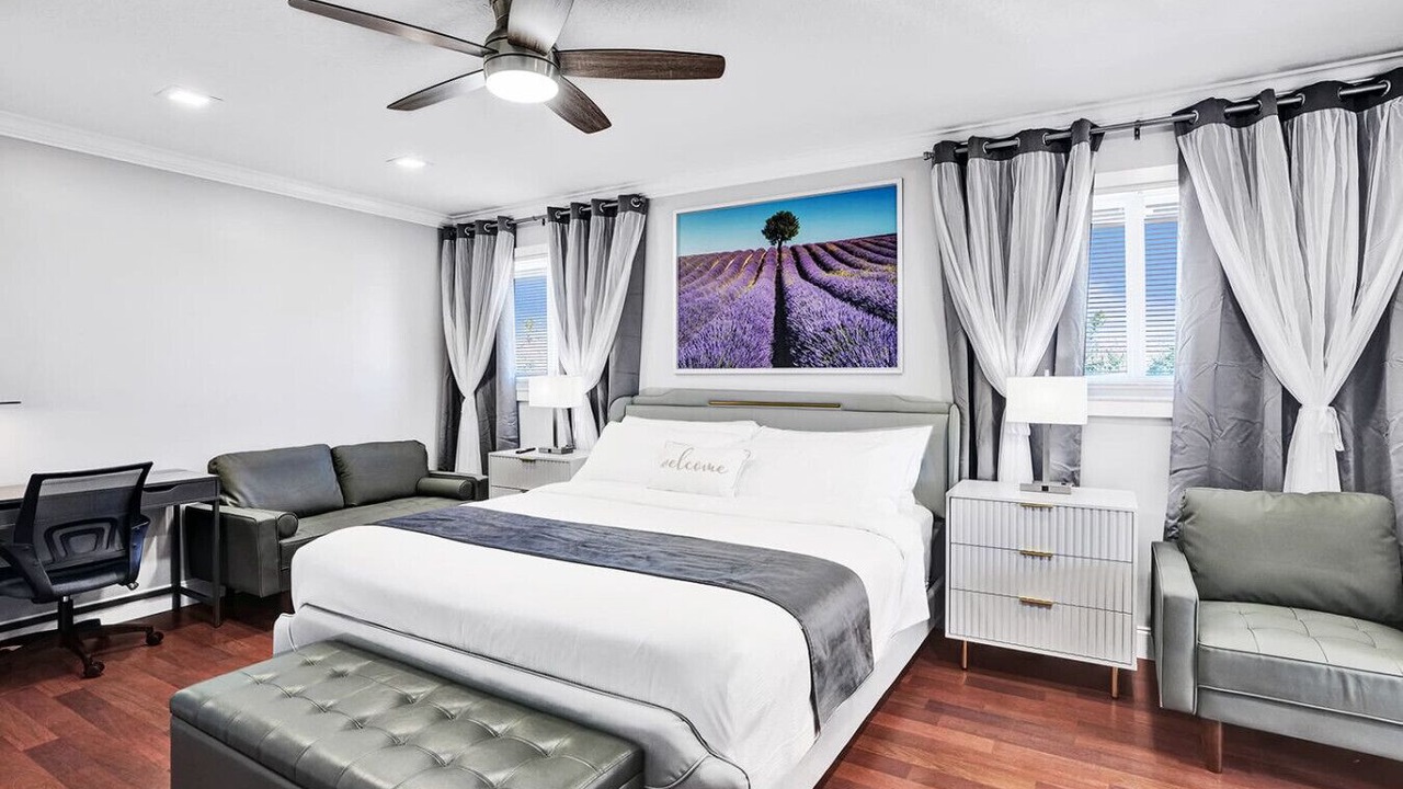 Photo of Bedroom in Dania Beach