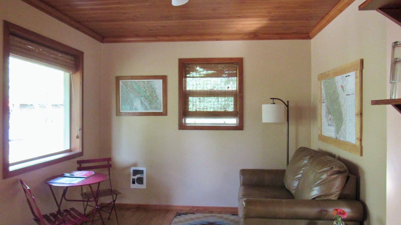 Photo of Livingroom in Babb