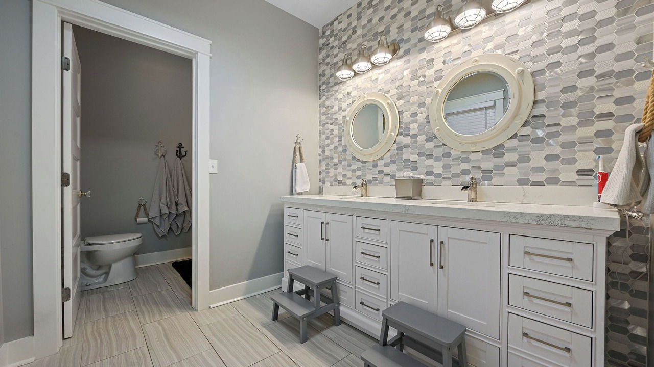 Photo of Bathroom in Red Mill Pond
