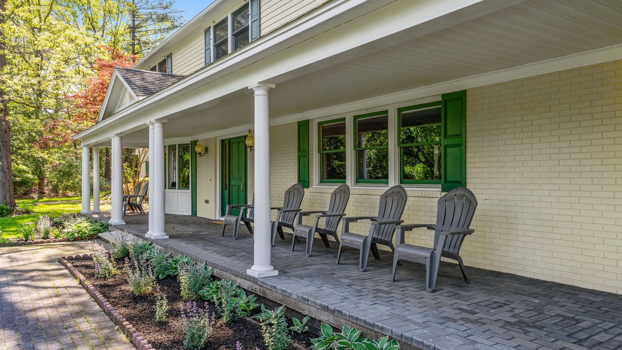 Photo of Patio Balcony in Clifton Park