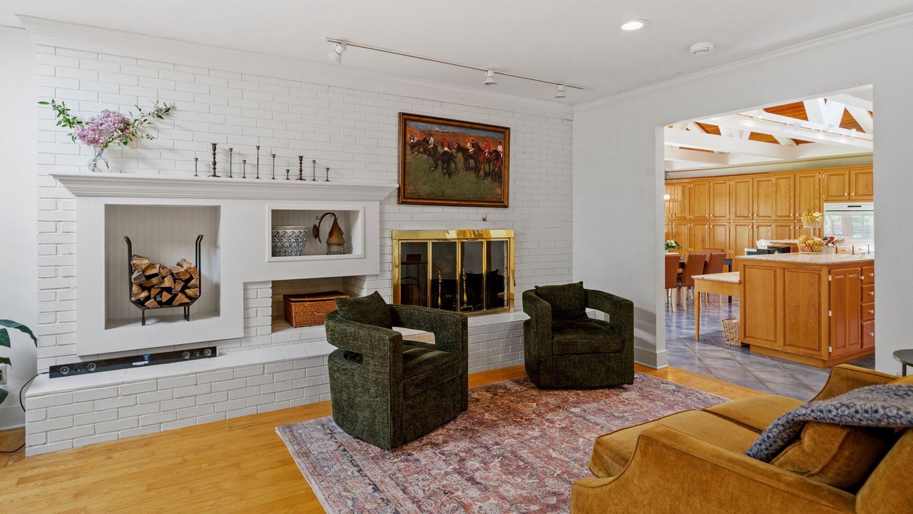 Photo of Livingroom in Clifton Park